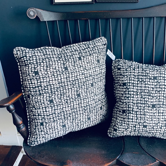 Set of two (2) Handmade 16" Cotton Throw Pillows High Quality Upholstery Fabric - Picture 9 of 13